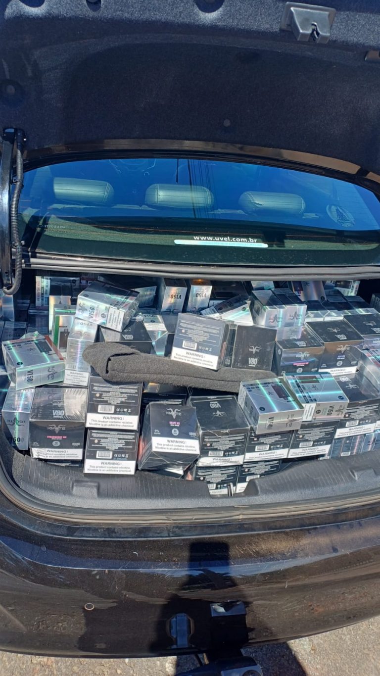 Polícia Rodoviária Federal (PRF) apreende cerca de 5 mil cigarros eletrônicos em Mandaguaçu